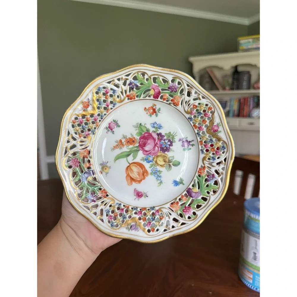 Schumann Dresden Bavaria Reticulated Floral Porcelain Pedestal Cake Stand Plate